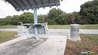 Skinny girl likes them big