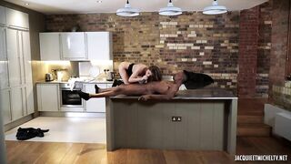 23 yo Rhiannon takes bbc