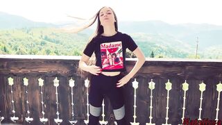 Babe in Tights Morning Workout Getting Fucked