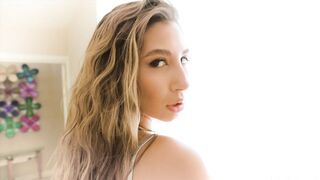 Gianna Dior handles dredd