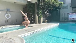 roughed up big dick busty ebony